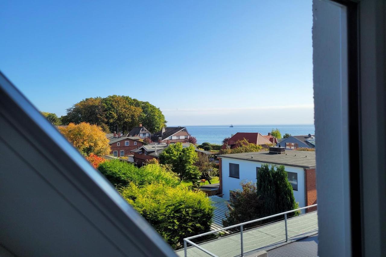 Grosse Penthouse Ferienwohnung Mit Meerblick, Sonnenterrasse & Luxusbad Von "Momentic" Sierksdorf Zewnętrze zdjęcie