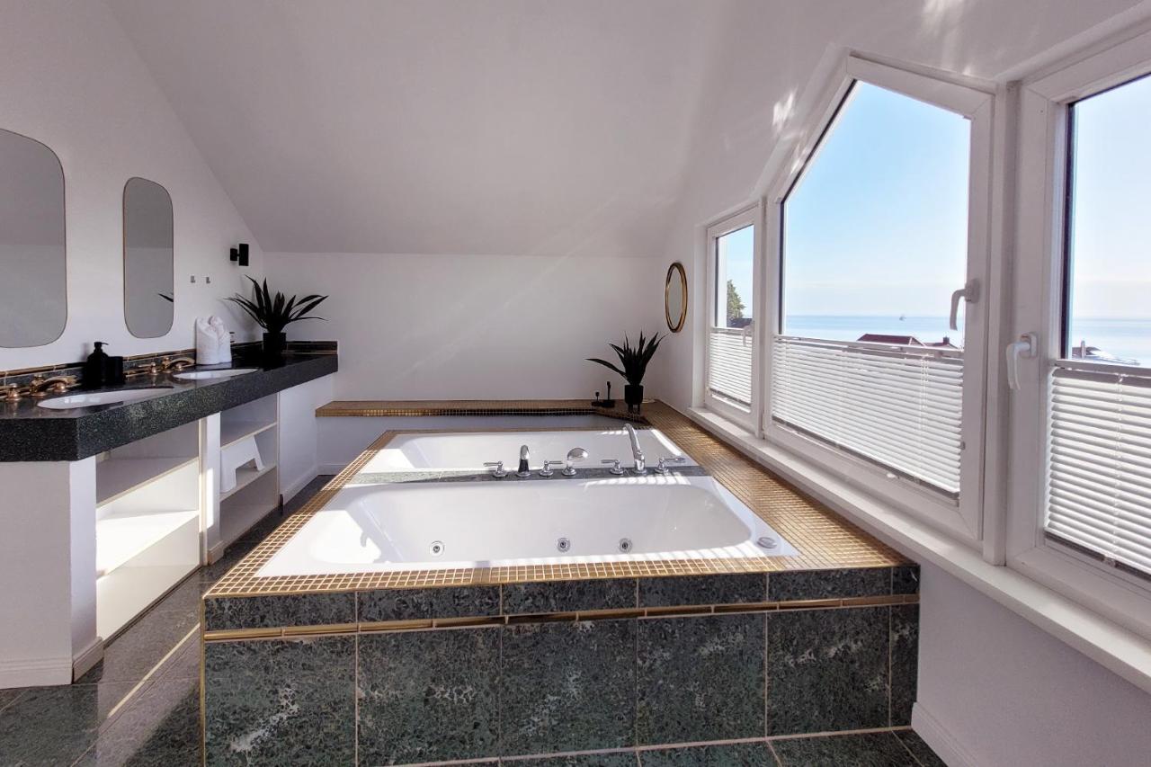 Grosse Penthouse Ferienwohnung Mit Meerblick, Sonnenterrasse & Luxusbad Von "Momentic" Sierksdorf Zewnętrze zdjęcie